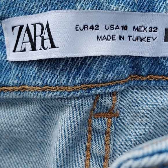 Zara Mid Rise Straight Denim Jeans Size 10 Light Wash - Picture 7 of 9